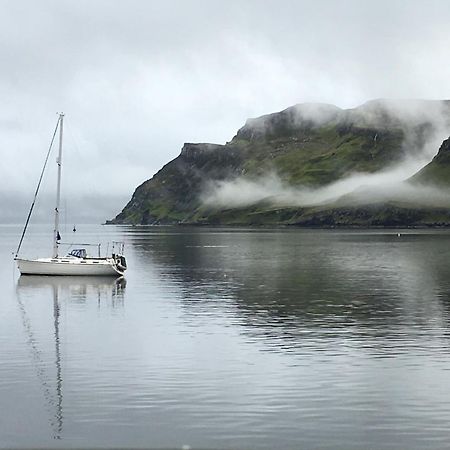 Old Captain Guest House Portree Extérieur photo